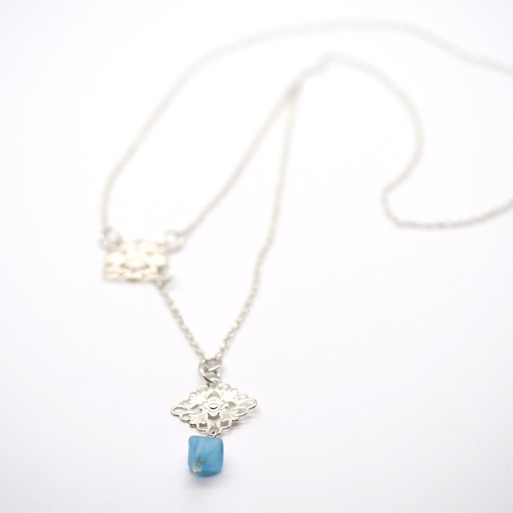 Crooked Blue Chain Necklace